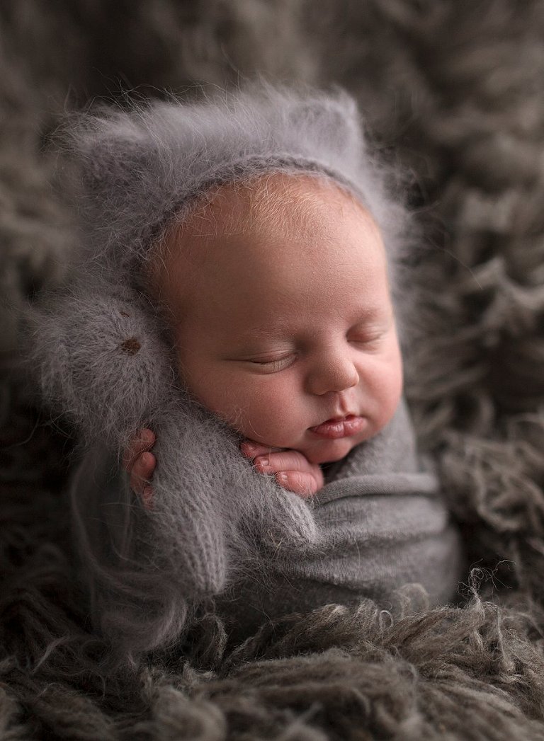 maternity newborn photography baby pics child portraits family photographer posed newborns gainesville ocala north central florida lake city fl,