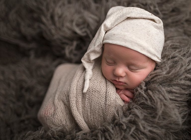 maternity newborn photography baby pics child portraits family photographer posed newborns gainesville ocala north central florida lake city fl,