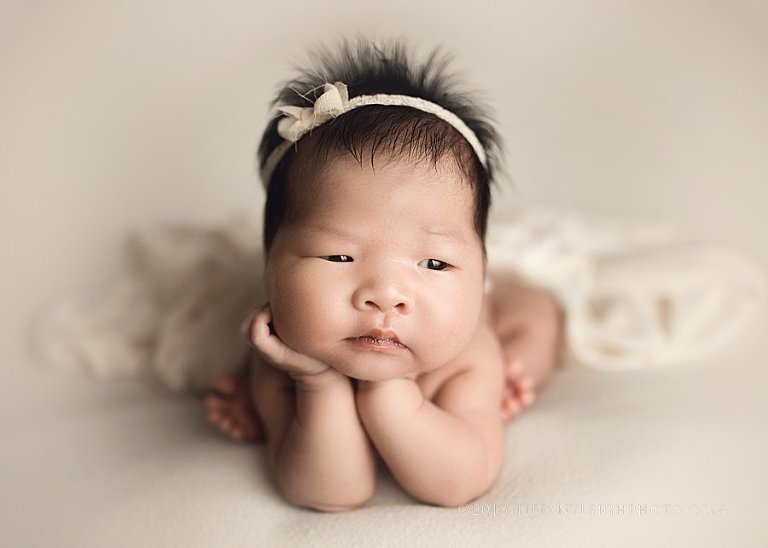 awake froggy newborn pose