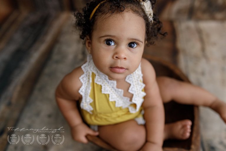 wood client outfits photography