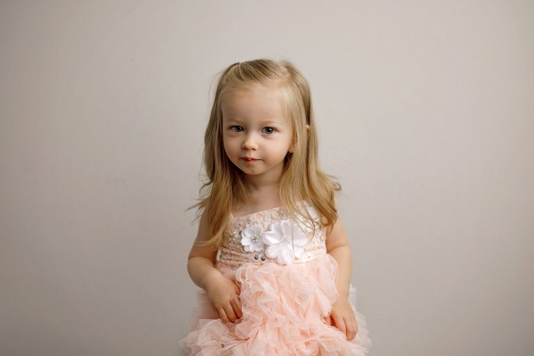 pretty girl in dress gainesville photographer