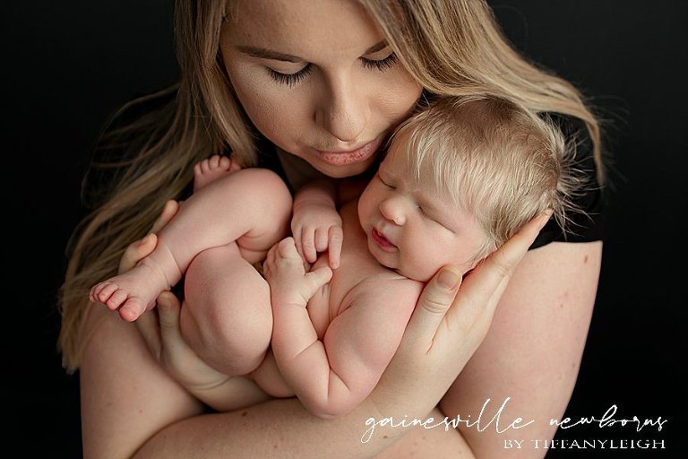 Stunning momma shushing baby photos