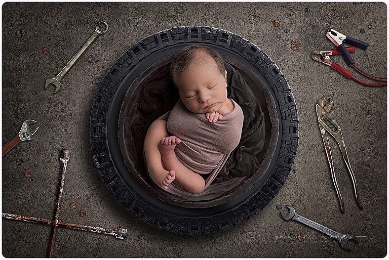 baby boy mecanic newborn photos