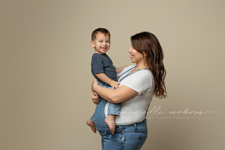 maternity,pregnancy,what to expect,expecting momma,baby bump,baby clothes,newborn,gainesville,florida,ocala,lake city,longleaf,uf shands,haile village,oakmont,tioga,new mom,prenatal,ultrasound,fetal,obgyn,birth center,photography studio,newborn photography,maternity photographer,photoshoot,announcment,