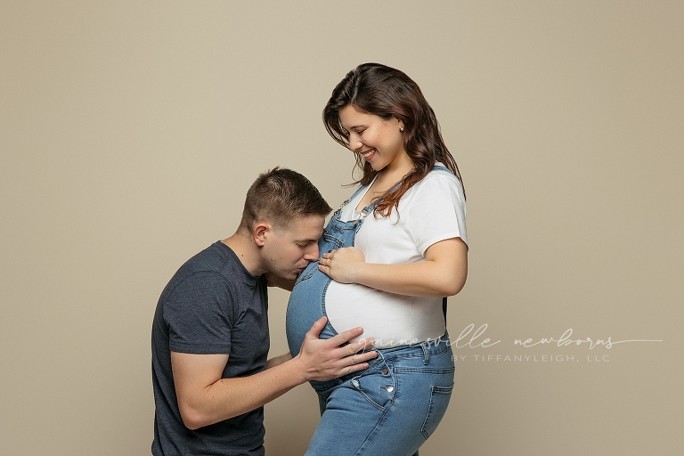 maternity,pregnancy,what to expect,expecting momma,baby bump,baby clothes,newborn,gainesville,florida,ocala,lake city,longleaf,uf shands,haile village,oakmont,tioga,new mom,prenatal,ultrasound,fetal,obgyn,birth center,photography studio,newborn photography,maternity photographer,photoshoot,announcment,