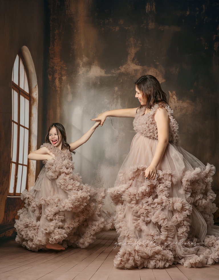 maternity,pregnancy,what to expect,expecting momma,baby bump,baby clothes,newborn,gainesville,florida,ocala,lake city,longleaf,uf shands,haile village,oakmont,tioga,new mom,prenatal,ultrasound,fetal,obgyn,birth center,photography studio,newborn photography,maternity photographer,photoshoot,announcment,