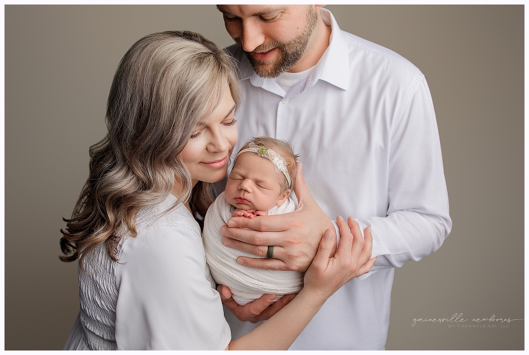 baby pictures,ocala,lake city,photography studio,newborn photographer,infant pics,longleaf,haile plantation,alachua county,micanopy,gainesville,newberry,high springs,baby clothes,pregnancy,birth,north florida,shands,